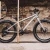 Avis-EARLY-RIDER-Seeker-20-confort-et-maniabilite-trail-scaled-1.jpg Early Rider VTT Enfant 20
