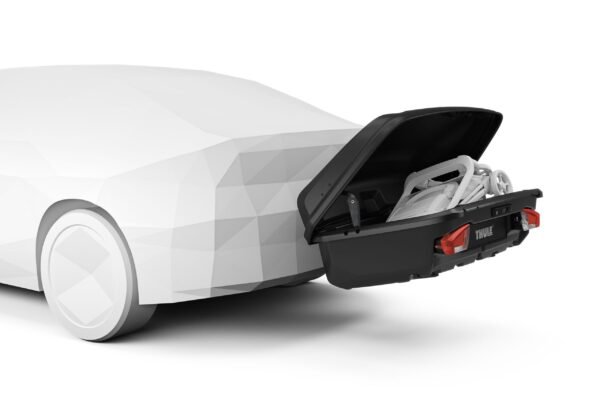 Coffre-Thule-Arcos-400L-avec-design-aerodynamique-optimise-scaled-1.jpg Thule Arcos Box L - Coffre d'Attelage Aérodynamique 400L