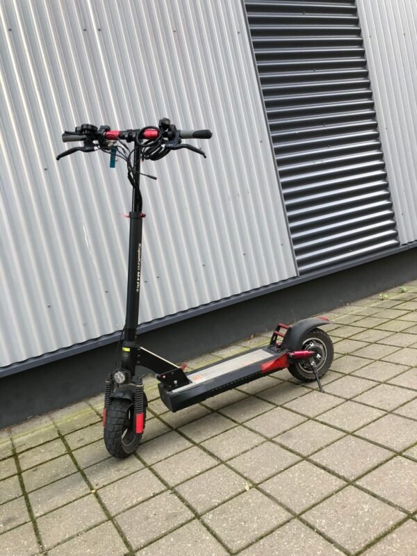 Kugoo-Kirin-M4-Pro-avec-siege-amovible-et-moteur-puissant.jpg Kugoo Kirin M4 Pro - Trottinette avec Siège Amovible