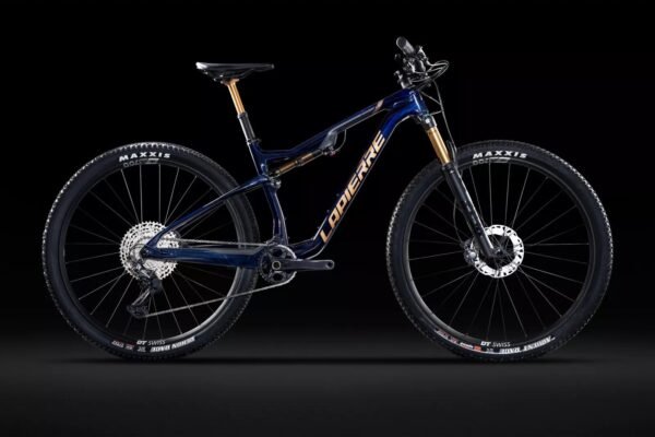 Lapierre-XR-8.9-velo-XC-ultra-leger-et-rapide.jpg Lapierre XR 8.9 - VTT Tout-Suspendu Carbone Compétition