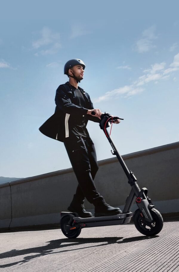 Segway-Ninebot-Max-G3-E-avec-double-suspension-avancee.jpg Segway Ninebot Max G3 E - Autonomie 70km & Suspension