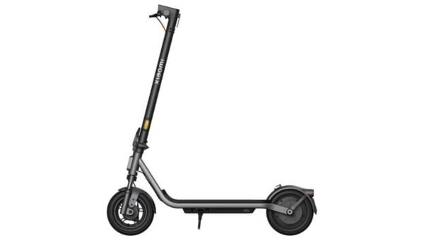 Trottinette-Xiaomi-Electric-Scooter-6-Lite-autonomie-25-km.jpg Xiaomi Electric Scooter 6 Lite - Trottinette Électrique Urbaine