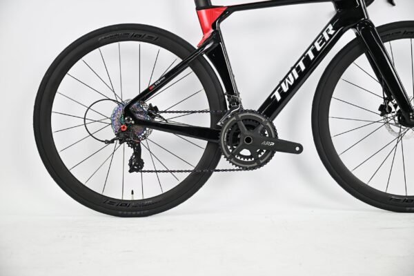 Twitterbike-R5-Pro-Velo-Route-Carbone-Leger-et-Rapide-scaled-1.jpg Vélo de Route Twitterbike R5 Pro