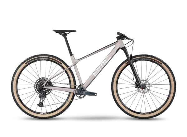 VTT-BMC-Twostroke-01-Three-carbone-premium-pour-marathon-XC.jpg BMC Twostroke 01 Three Sram GX Eagle 12V 29