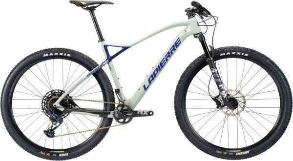 VTT-Lapierre-Prorace-7.9-carbone-Shimano-XT-12-vitesses-scaled-1.jpg Lapierre Prorace 7.9 - VTT Cross-Country Carbone Léger