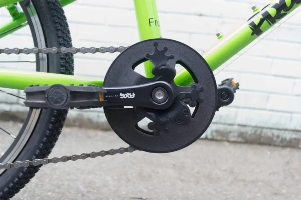 Velo-Frog-52-avec-transmission-Shimano-8-vitesses.webp Frog Bikes 52